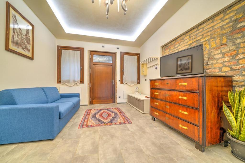 Al Pontile Venezia Apartment Bagian luar foto